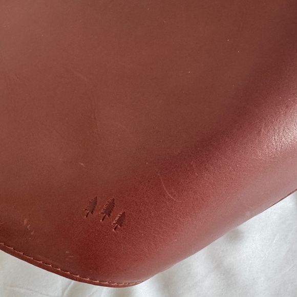 Portland Leather Brown Tote Bag - Picture 6 of 7